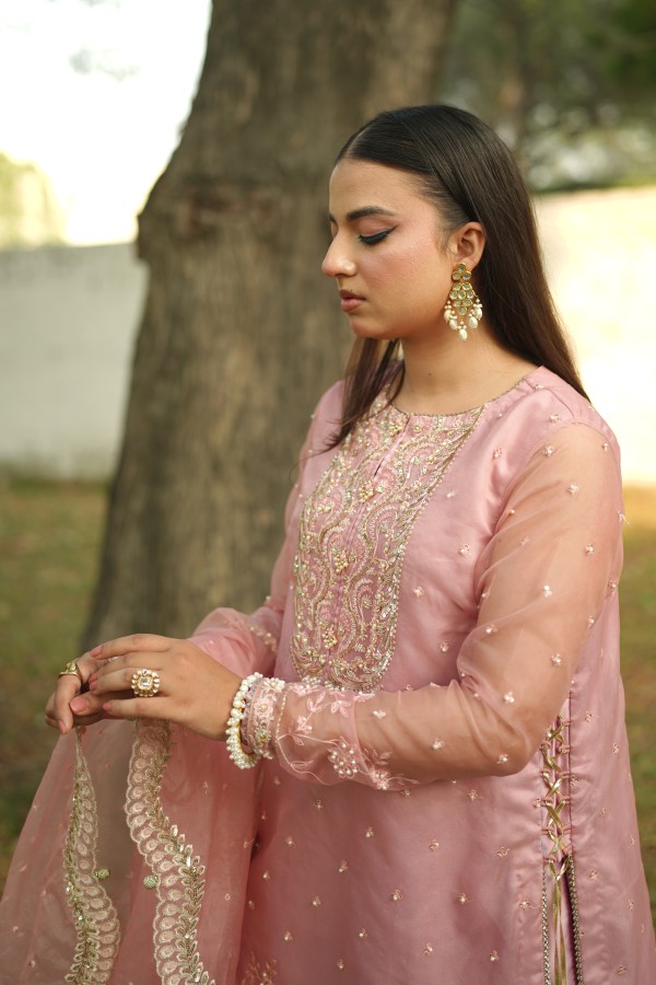 tea pink luxury suit for womans